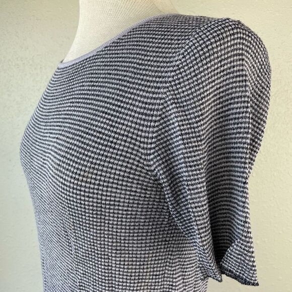 Travis Ayer’s Short Sleeve Top Size 10 Petite EUC - Picture 4 of 6